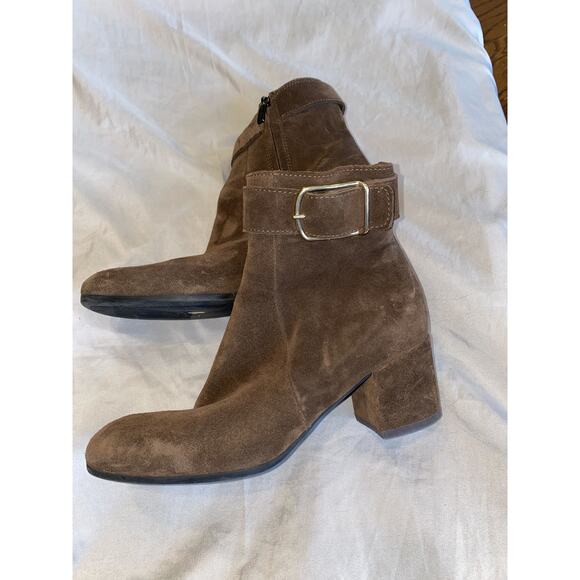 C La Canadienne Jesse Women's 9.5 M Brown Suede Buckle Strap Block Bootie Boots - Picture 2 of 8